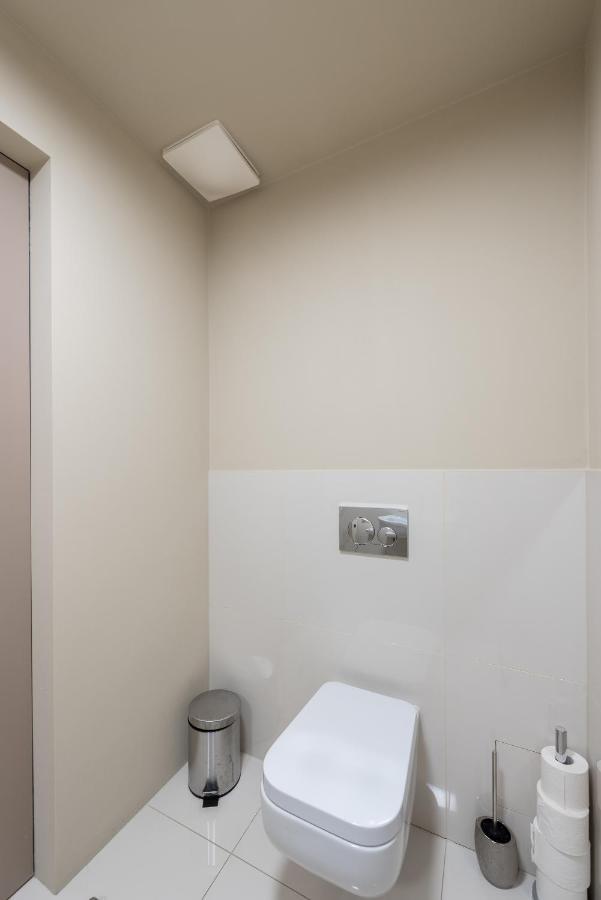 New Luxury Apt With Ac&Parking In The Center Of Prague Apartment Exterior photo