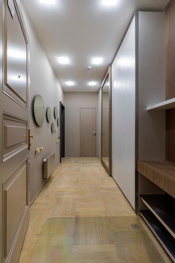New Luxury Apt With Ac&Parking In The Center Of Prague Apartment Exterior photo